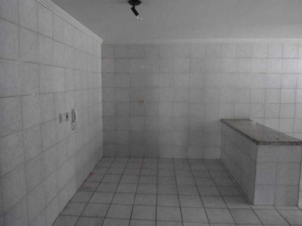 Comprar Apartamento / Padrão em São José do Rio Preto R$ 220.000,00 - Foto 8