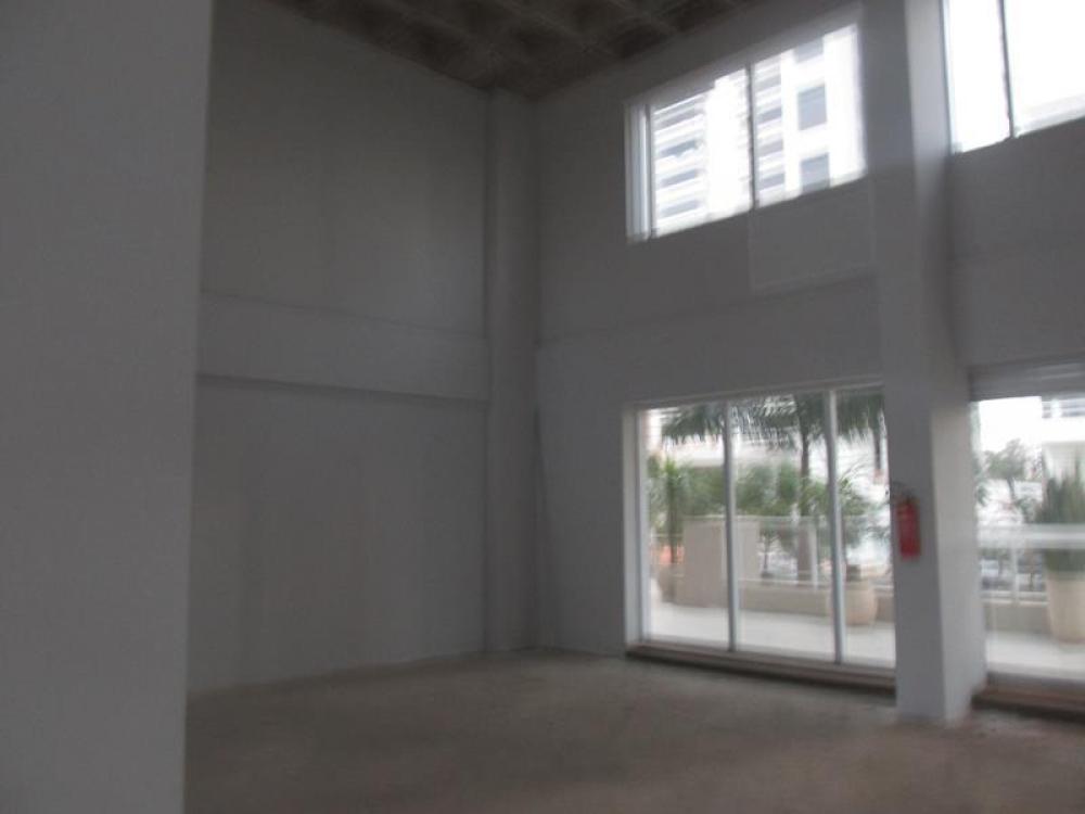 Alugar Comercial / Sala em São José do Rio Preto R$ 17.000,00 - Foto 6