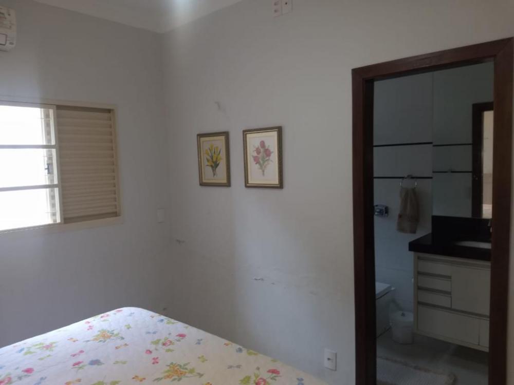 Comprar Casa / Padrão em São José do Rio Preto R$ 450.000,00 - Foto 5