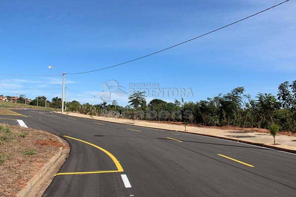 Comprar Terreno / Padrão em São José do Rio Preto R$ 80.000,00 - Foto 17