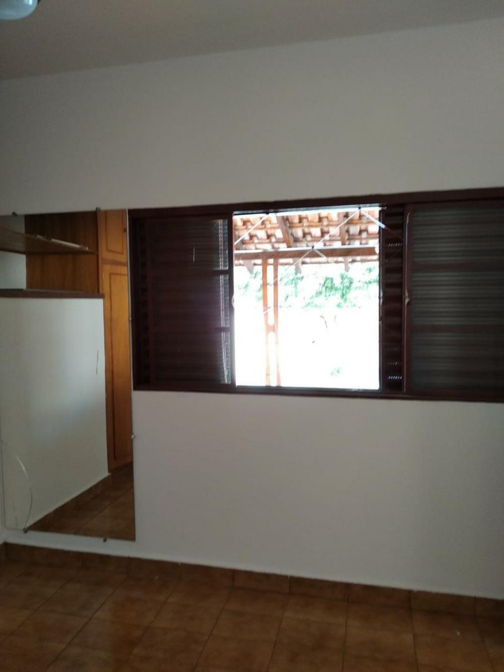 Alugar Casa / Padrão em São José do Rio Preto apenas R$ 1.350,00 - Foto 3