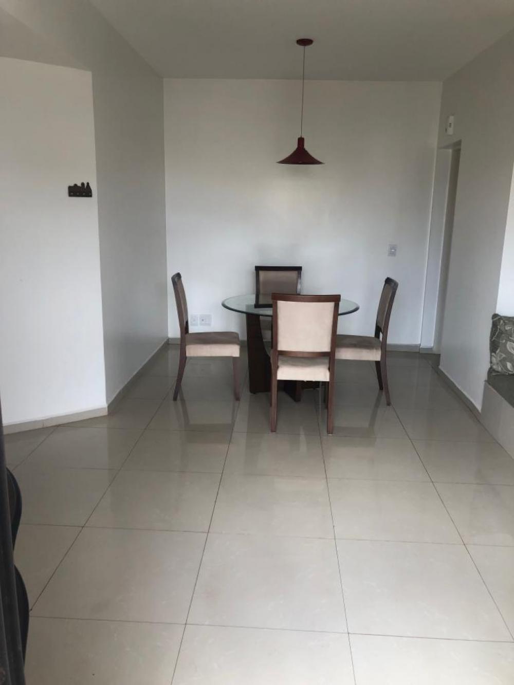 Comprar Apartamento / Flat em São José do Rio Preto R$ 275.000,00 - Foto 3