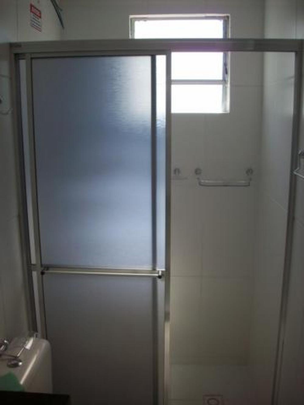 Alugar Apartamento / Padrão em São José do Rio Preto R$ 800,00 - Foto 5