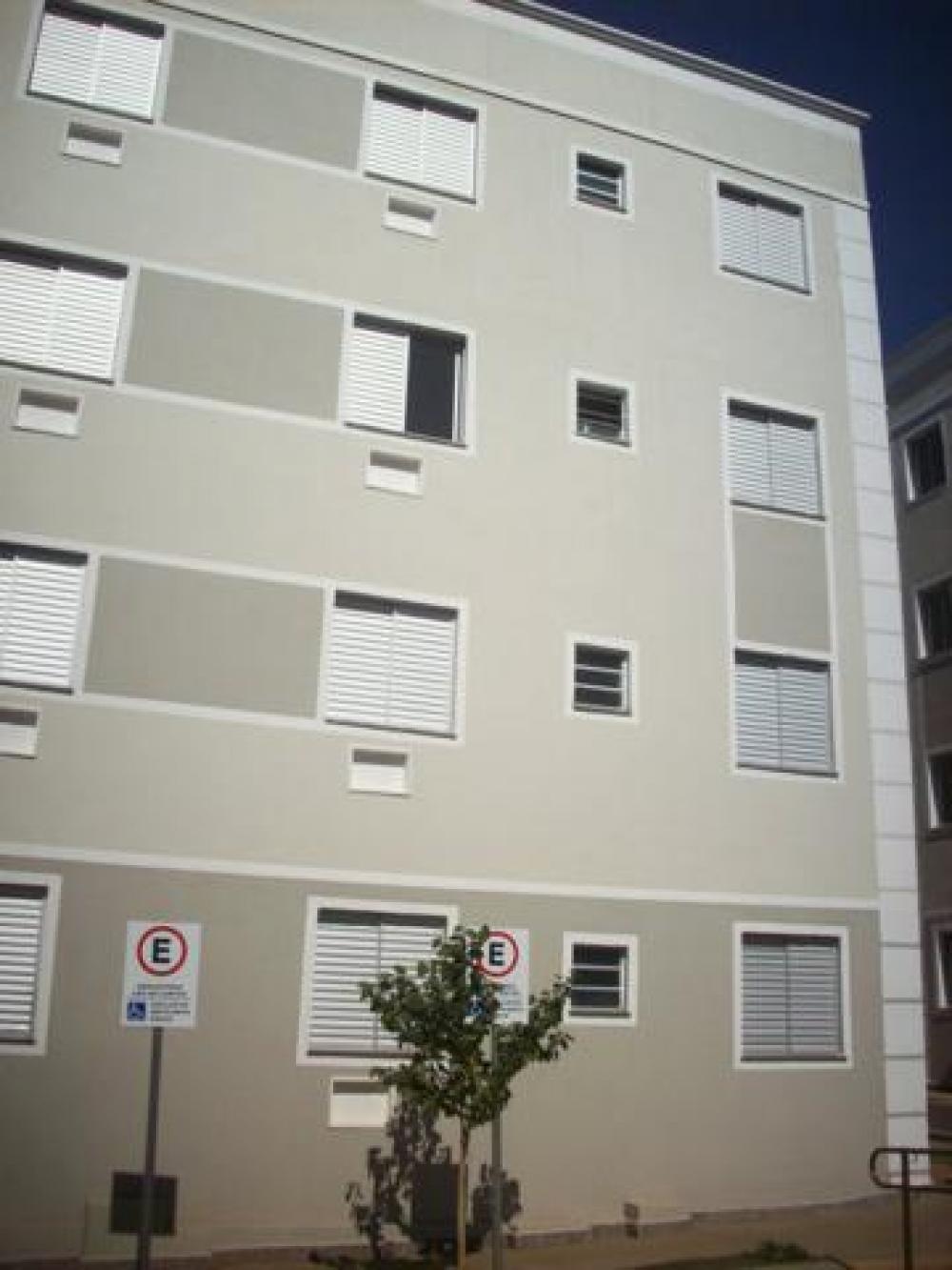 Alugar Apartamento / Padrão em São José do Rio Preto R$ 800,00 - Foto 9