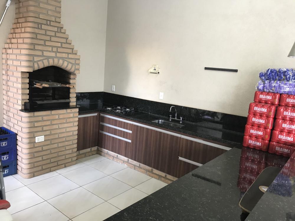 Comprar Casa / Padrão em São José do Rio Preto R$ 700.000,00 - Foto 1