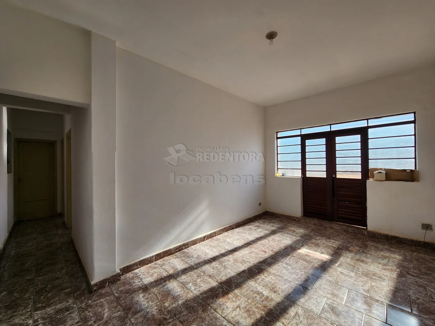 Alugar Apartamento / Padrão em São José do Rio Preto R$ 700,00 - Foto 1