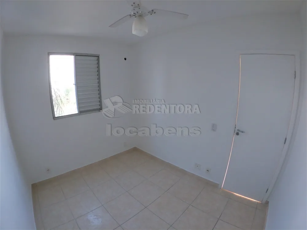 Alugar Apartamento / Padrão em São José do Rio Preto R$ 700,00 - Foto 5