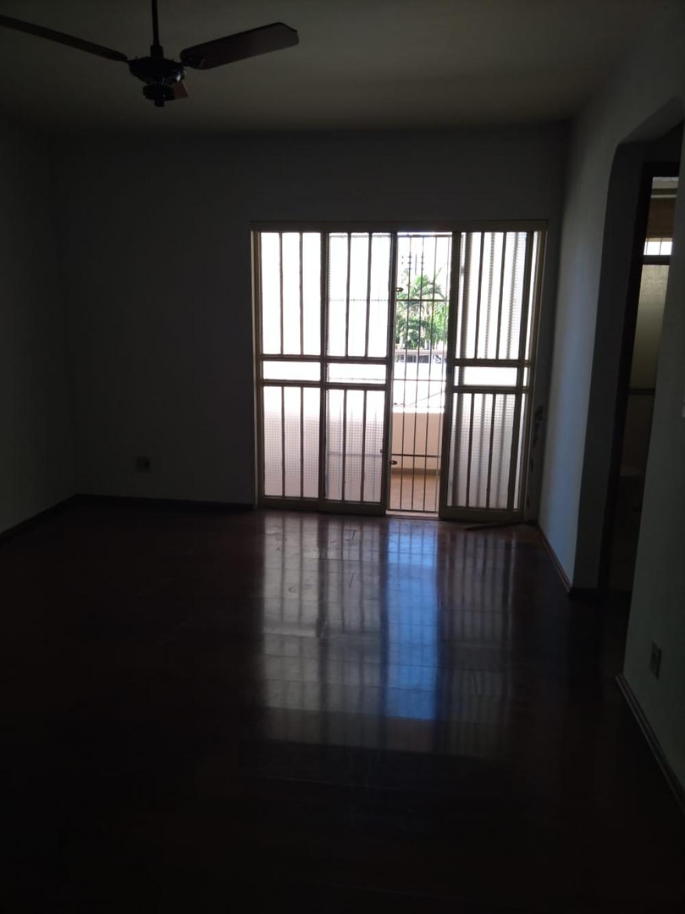 Alugar Apartamento / Padrão em São José do Rio Preto R$ 800,00 - Foto 9