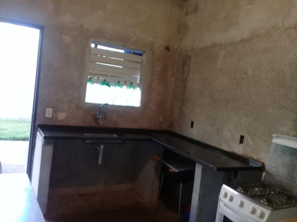 Comprar Casa / Padrão em São José do Rio Preto R$ 400.000,00 - Foto 2