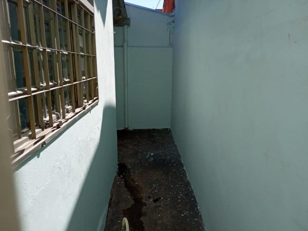 Alugar Casa / Padrão em São José do Rio Preto R$ 780,00 - Foto 6
