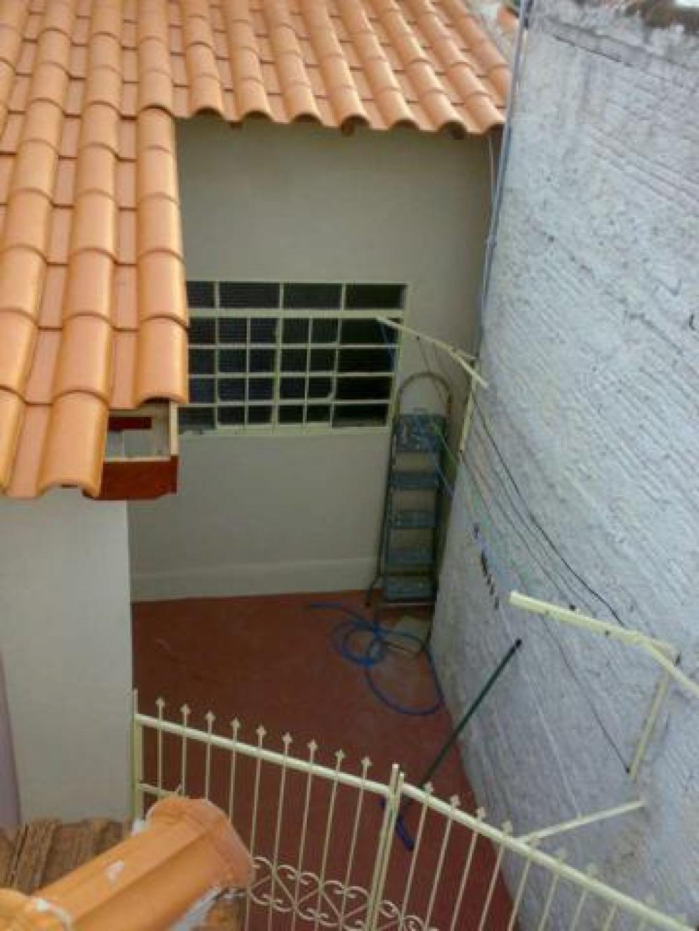Comprar Casa / Padrão em São José do Rio Preto R$ 240.000,00 - Foto 2