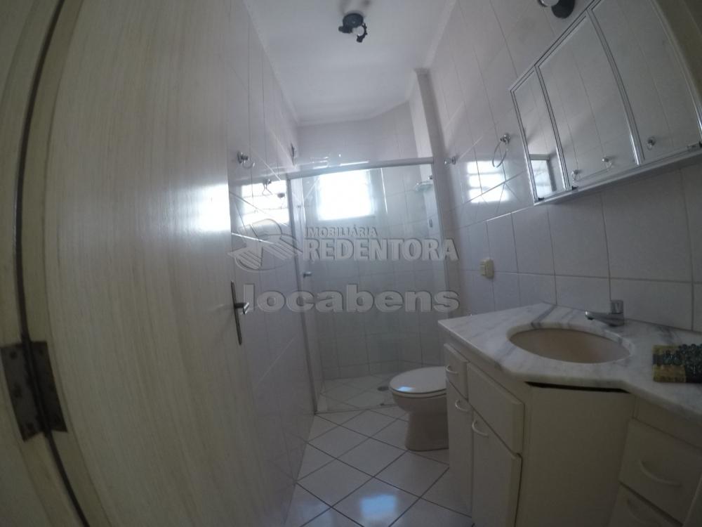 Alugar Apartamento / Padrão em São José do Rio Preto R$ 1.005,00 - Foto 7
