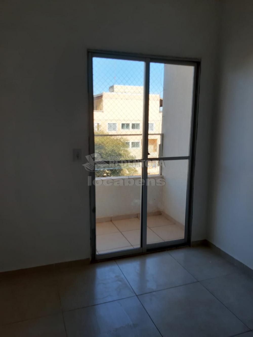 Comprar Apartamento / Padrão em São José do Rio Preto R$ 411.000,00 - Foto 8