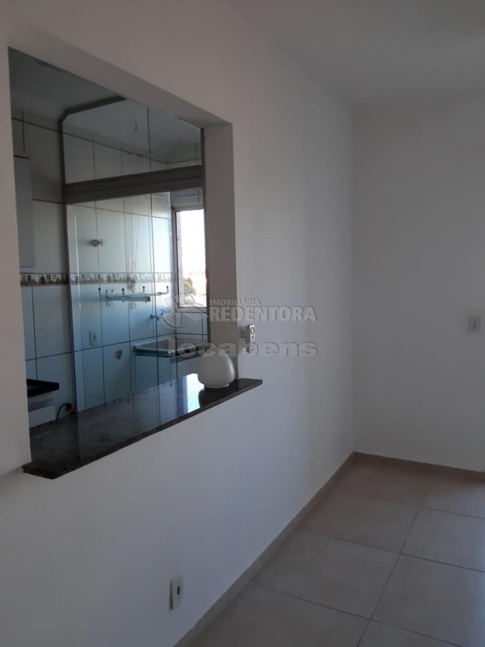 Comprar Apartamento / Padrão em São José do Rio Preto R$ 411.000,00 - Foto 16