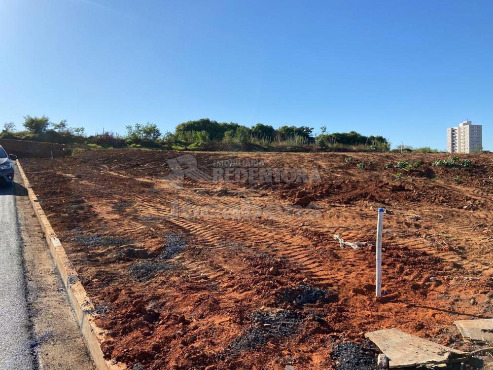 Comprar Terreno / Padrão em São José do Rio Preto R$ 160.000,00 - Foto 2