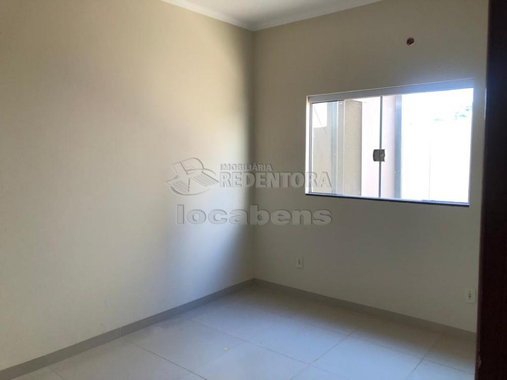 Alugar Casa / Padrão em São José do Rio Preto R$ 1.650,00 - Foto 8