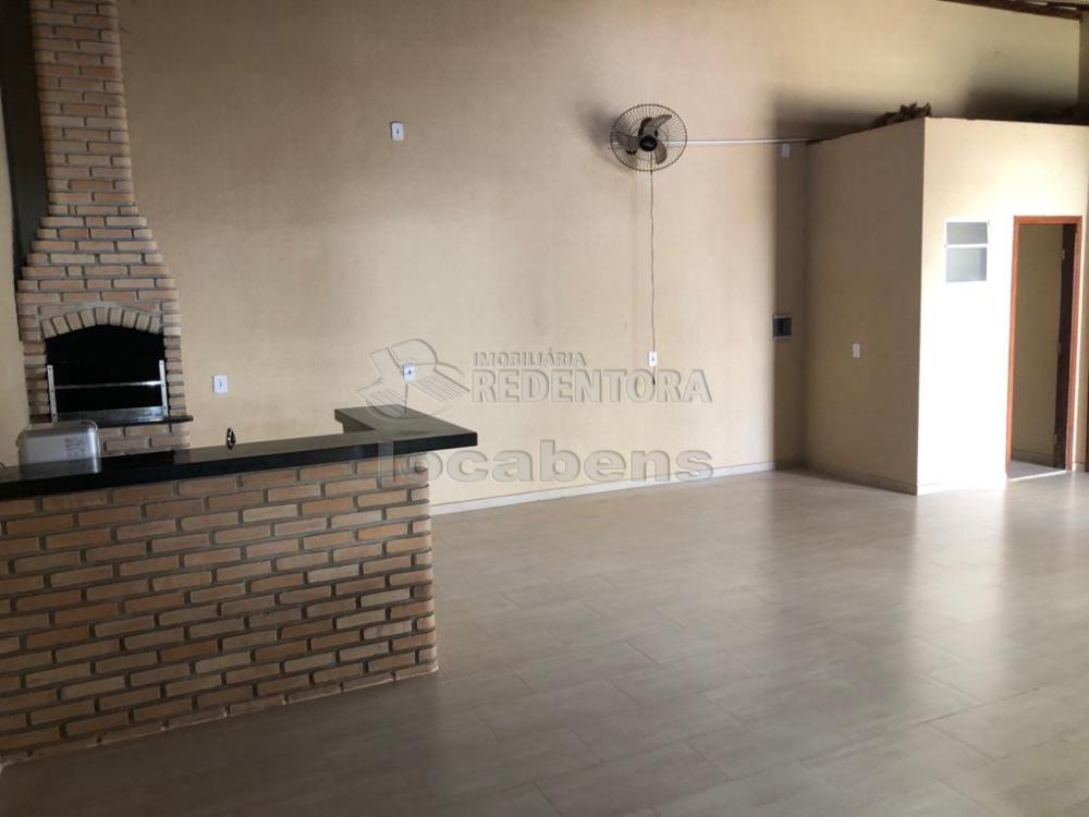 Alugar Casa / Padrão em São José do Rio Preto R$ 1.650,00 - Foto 9