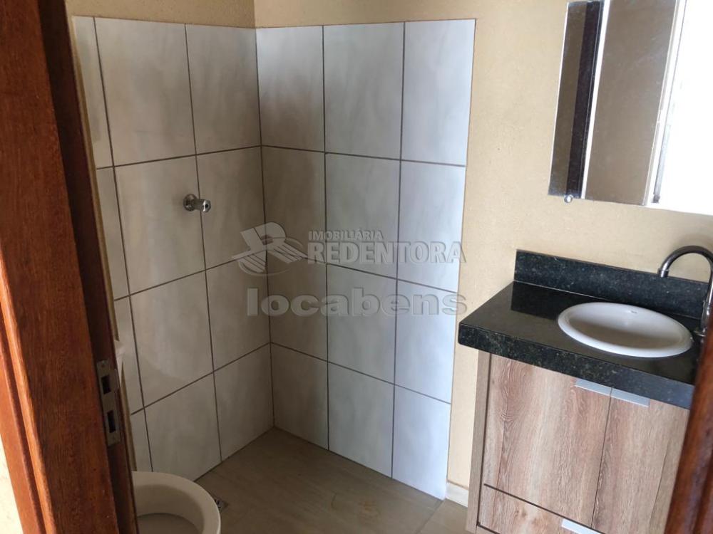Alugar Casa / Padrão em São José do Rio Preto R$ 1.650,00 - Foto 11