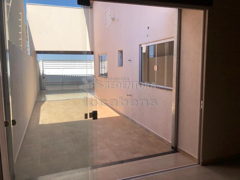 Alugar Casa / Padrão em São José do Rio Preto R$ 1.650,00 - Foto 13