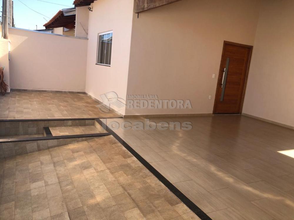 Alugar Casa / Padrão em São José do Rio Preto R$ 1.650,00 - Foto 17