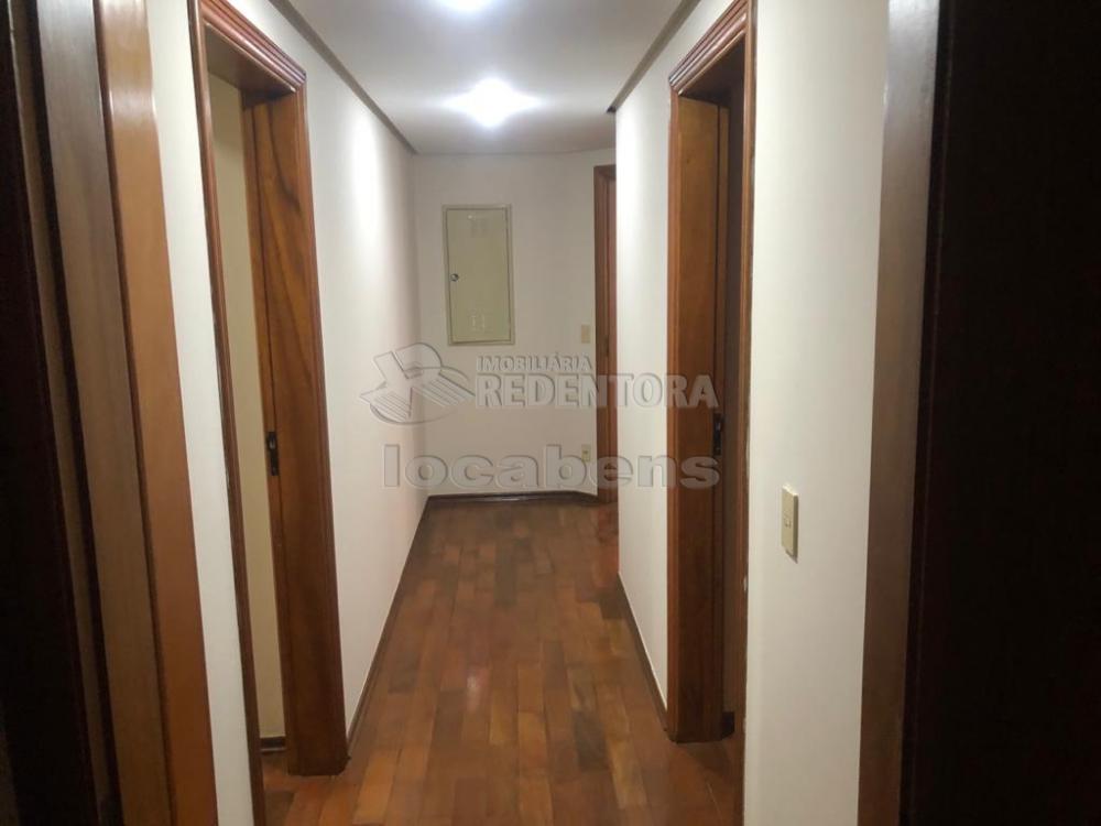 Alugar Apartamento / Padrão em São José do Rio Preto R$ 1.100,00 - Foto 13