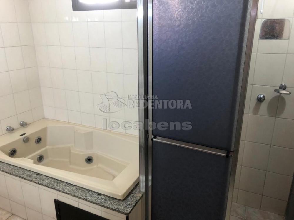 Alugar Apartamento / Padrão em São José do Rio Preto R$ 1.100,00 - Foto 18