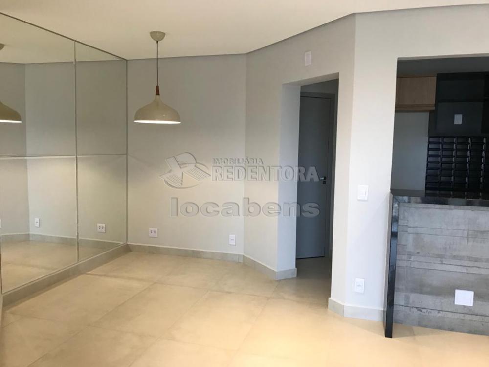 Comprar Apartamento / Padrão em São José do Rio Preto R$ 442.500,00 - Foto 2