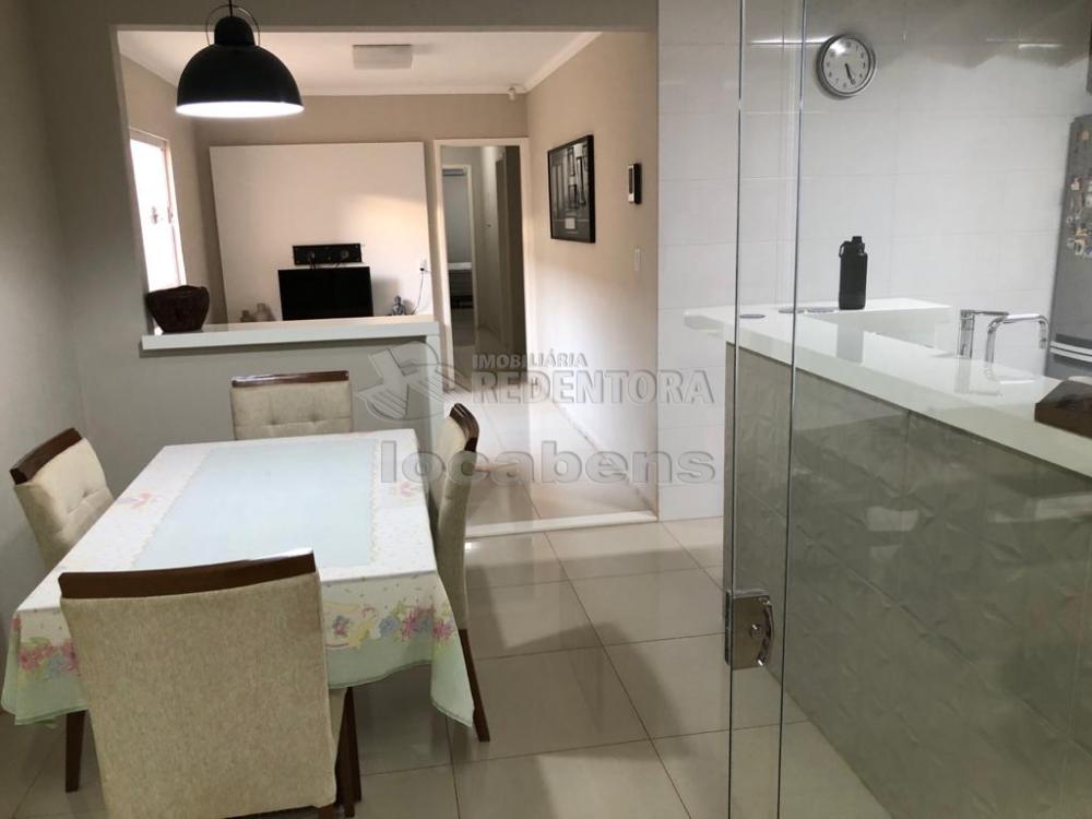 Casa - Padrão - Conjunto Habitacional Cristo Rei - São José do Rio Preto R$  250.000,00. Cód.: 11332