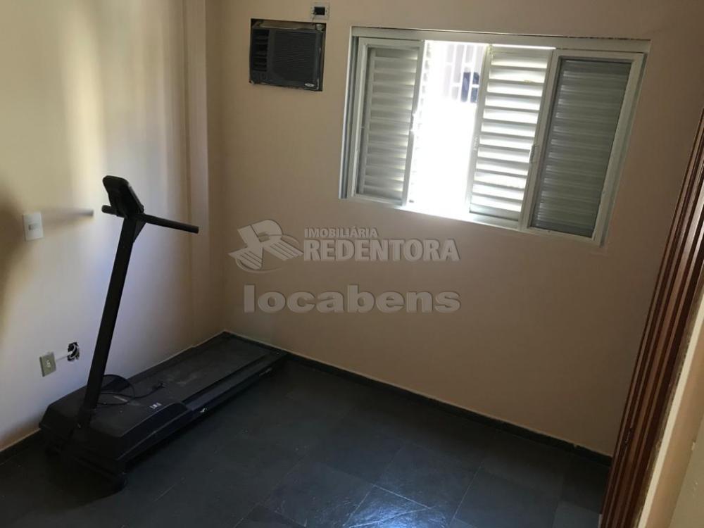 Comprar Apartamento / Padrão em São José do Rio Preto apenas R$ 300.000,00 - Foto 1