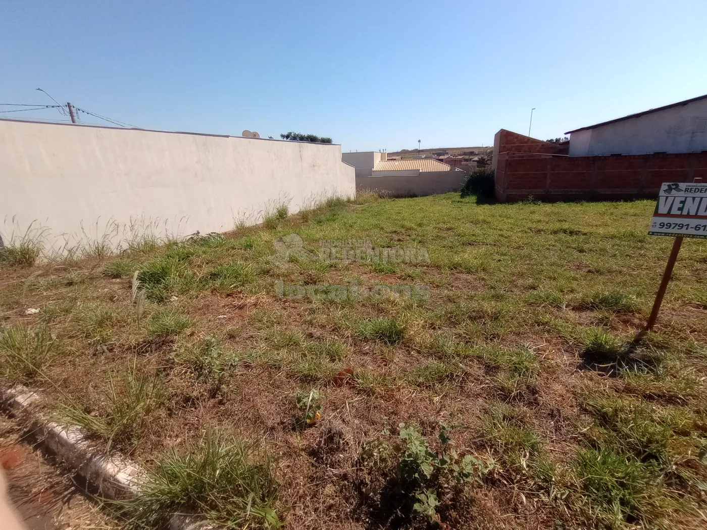 Terreno à venda, 237m² - Foto 1