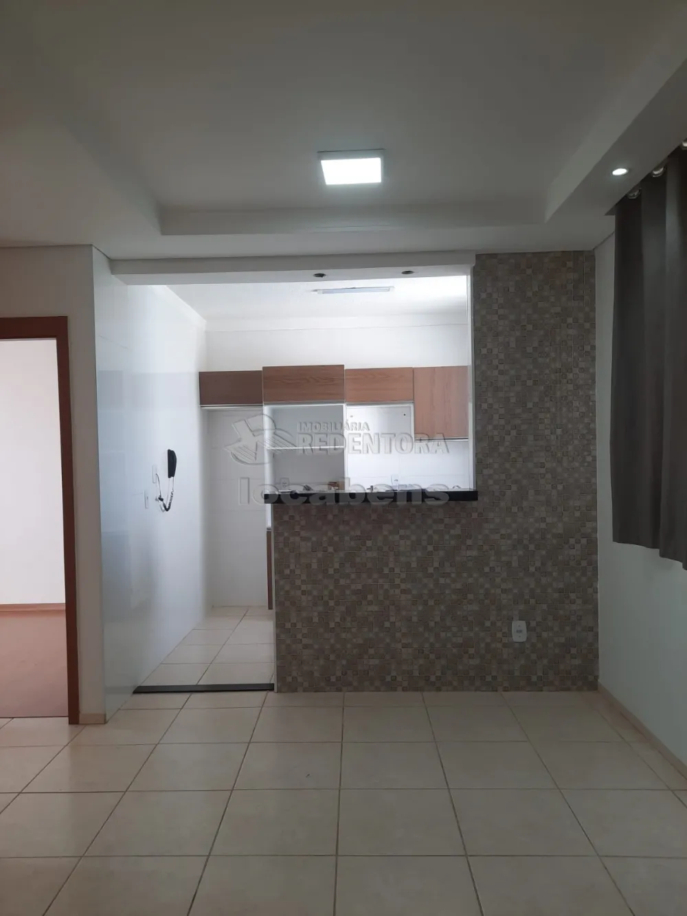 Alugar Apartamento / Padrão em São José do Rio Preto R$ 850,00 - Foto 1