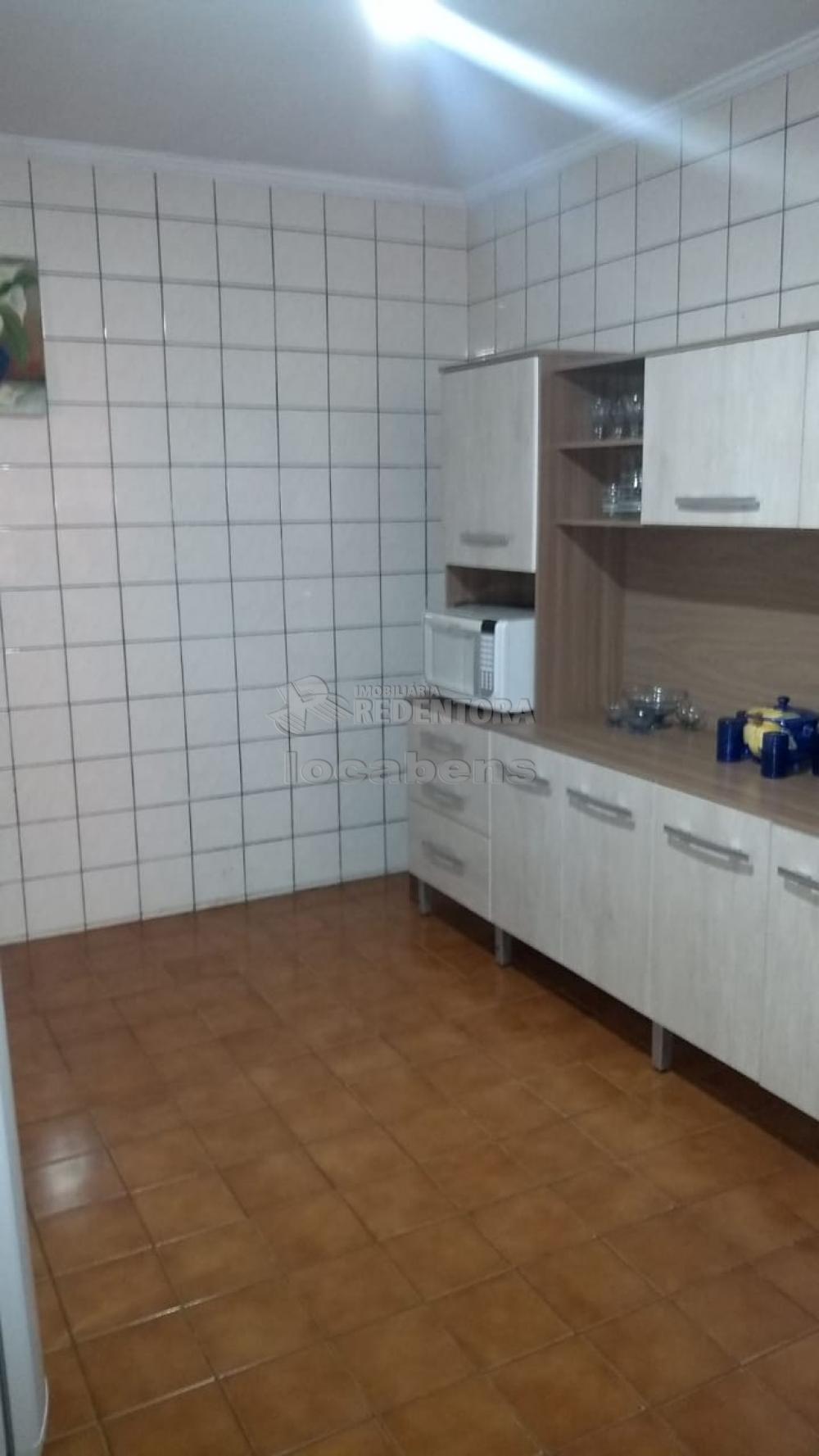 Comprar Casa / Padrão em São José do Rio Preto R$ 230.000,00 - Foto 4