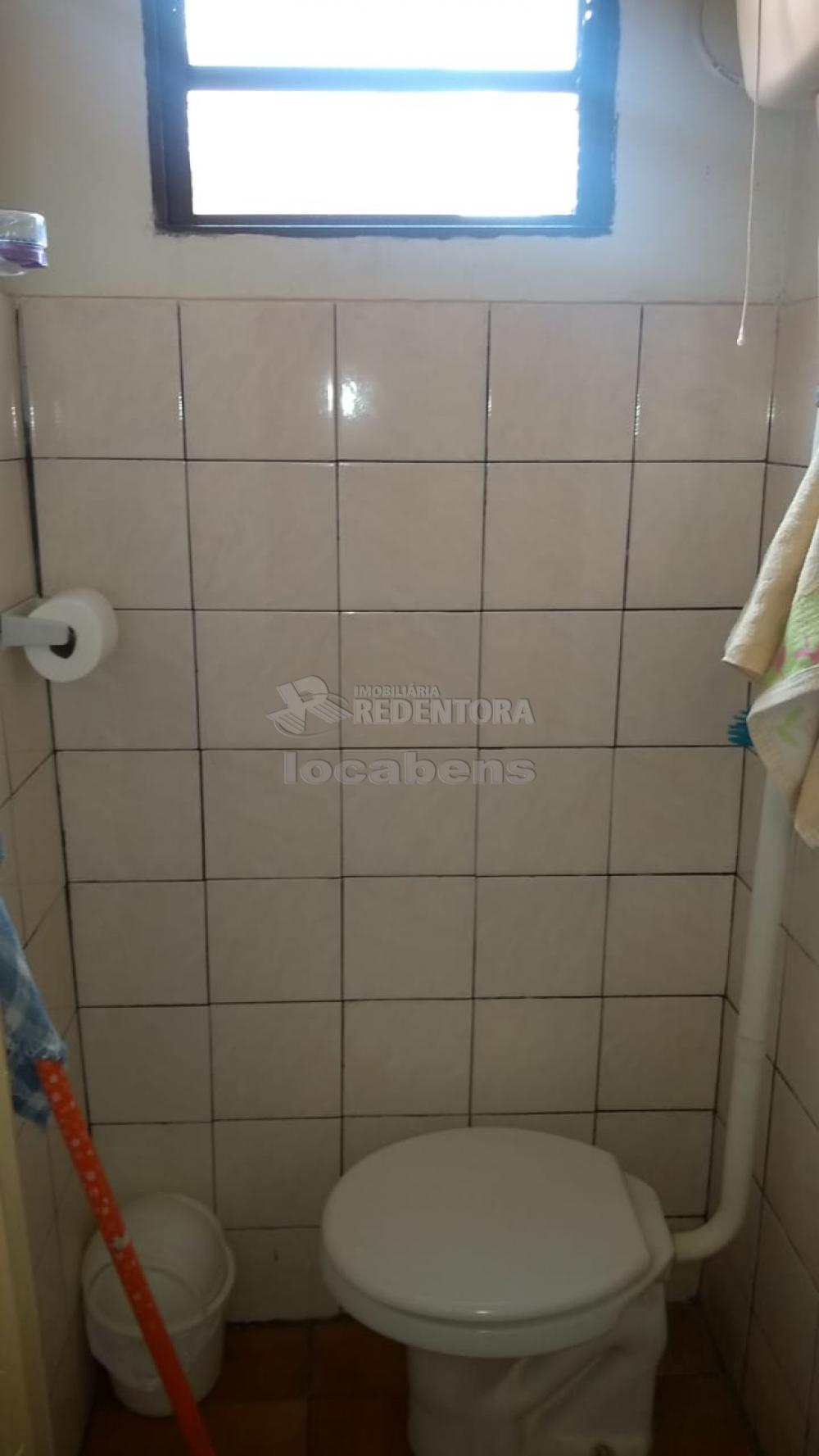 Comprar Casa / Padrão em São José do Rio Preto R$ 230.000,00 - Foto 11