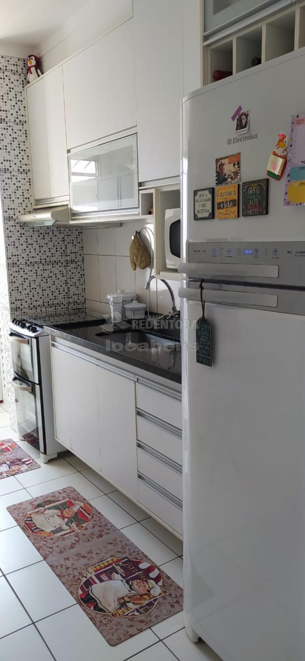 Comprar Apartamento / Padrão em São José do Rio Preto R$ 210.000,00 - Foto 3