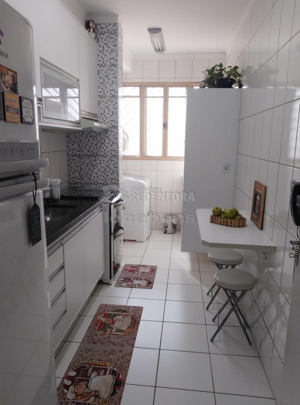 Comprar Apartamento / Padrão em São José do Rio Preto apenas R$ 210.000,00 - Foto 1