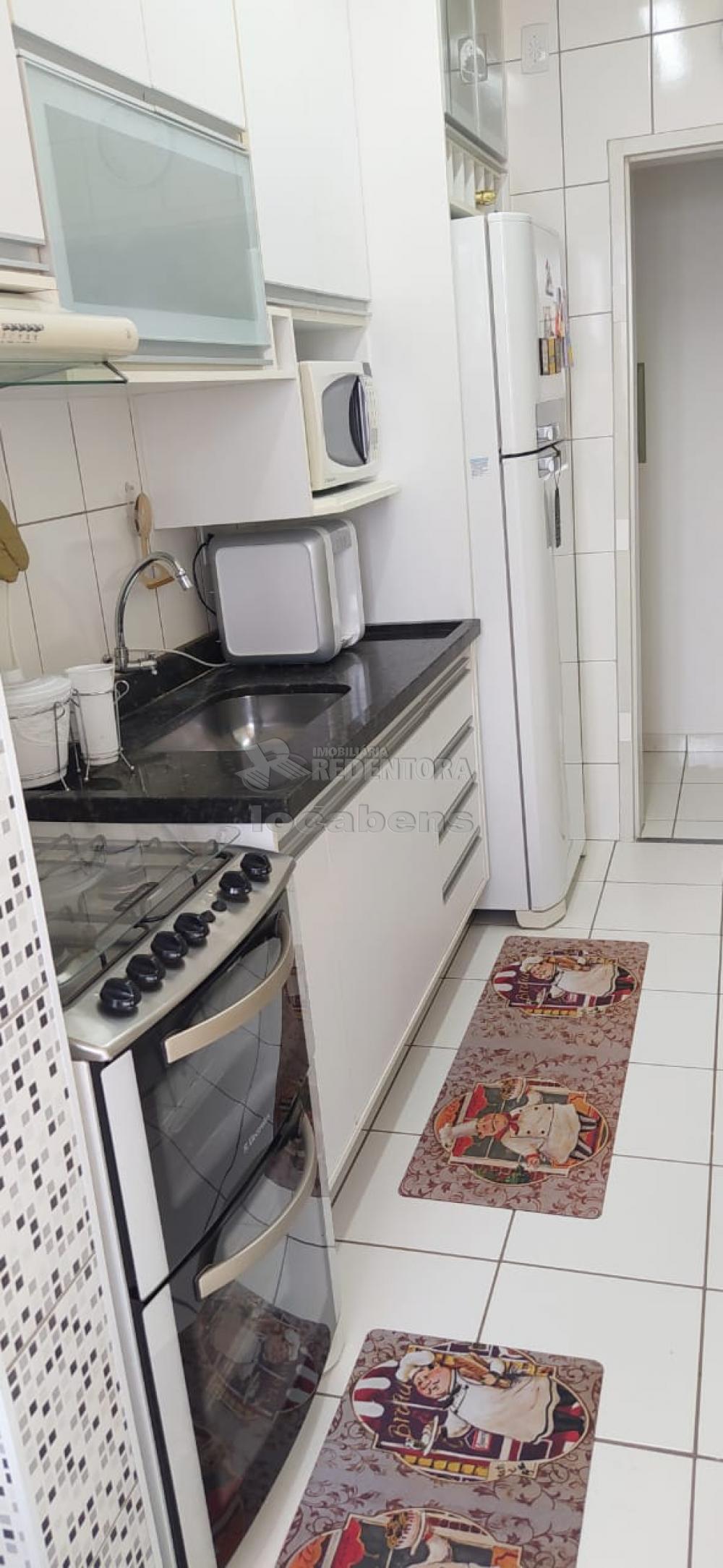 Comprar Apartamento / Padrão em São José do Rio Preto R$ 210.000,00 - Foto 5