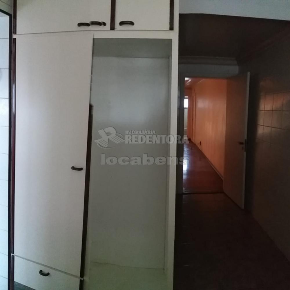 Alugar Apartamento / Padrão em São José do Rio Preto R$ 1.000,00 - Foto 5