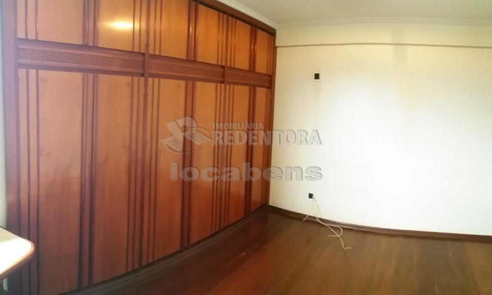 Alugar Apartamento / Padrão em São José do Rio Preto R$ 1.000,00 - Foto 24