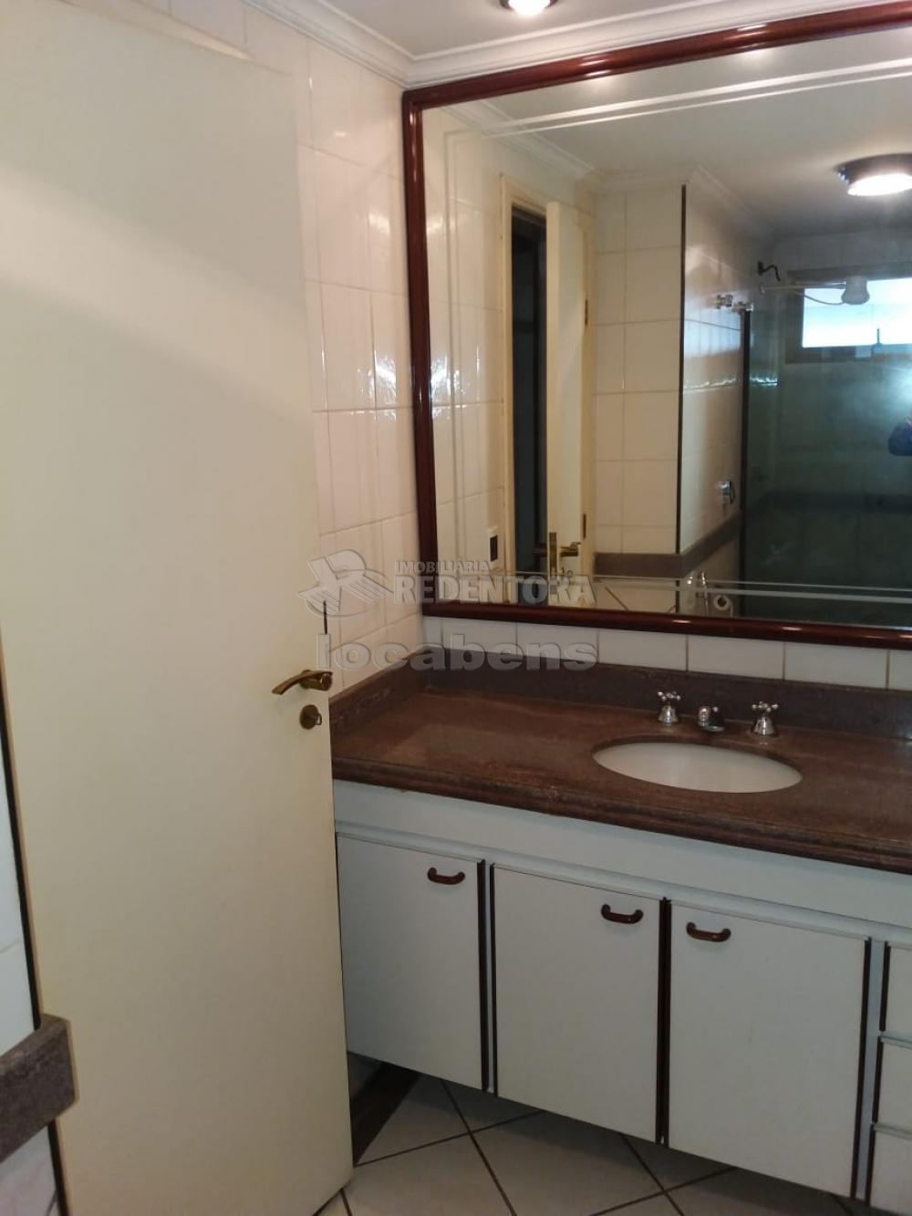 Alugar Apartamento / Padrão em São José do Rio Preto R$ 1.000,00 - Foto 30