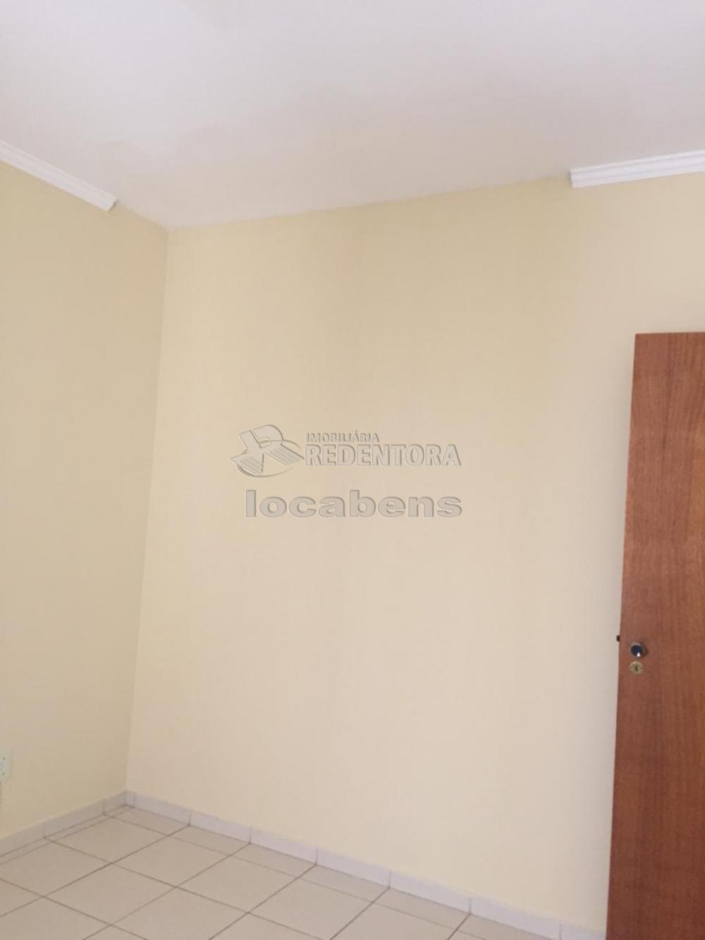 Alugar Apartamento / Padrão em São José do Rio Preto apenas R$ 650,00 - Foto 3