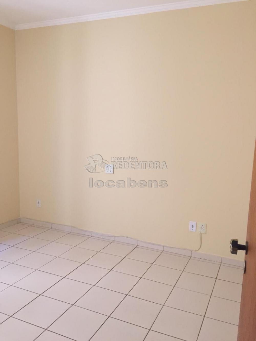 Alugar Apartamento / Padrão em São José do Rio Preto R$ 650,00 - Foto 6