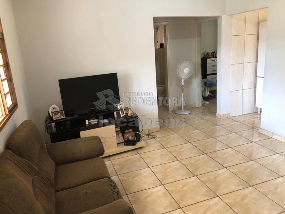 Comprar Casa / Padrão em São José do Rio Preto R$ 190.000,00 - Foto 2