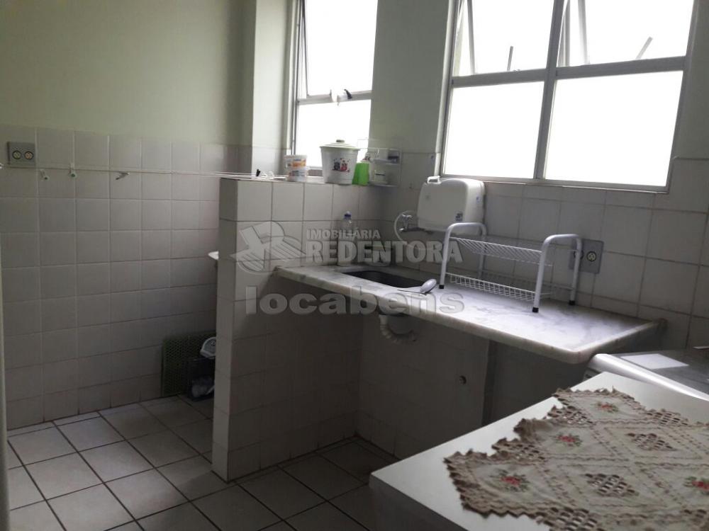 Comprar Apartamento / Padrão em São José do Rio Preto R$ 200.000,00 - Foto 14