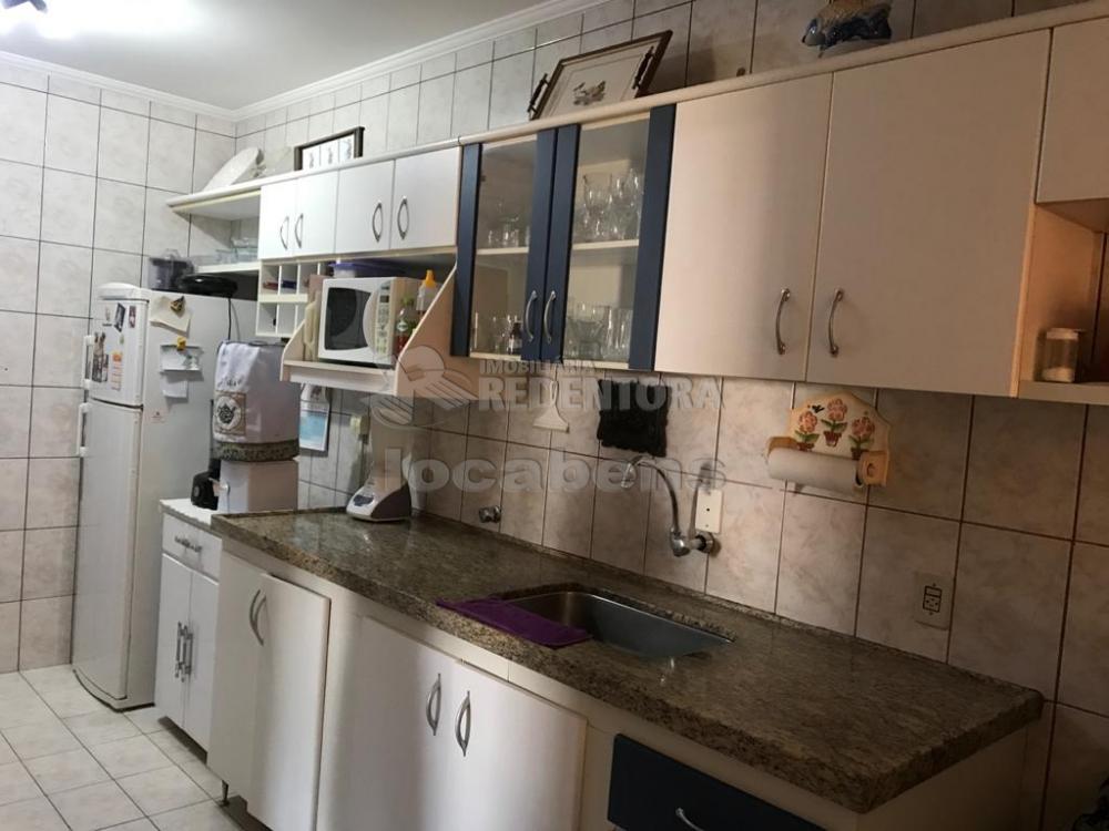 Comprar Apartamento / Padrão em São José do Rio Preto R$ 320.000,00 - Foto 5