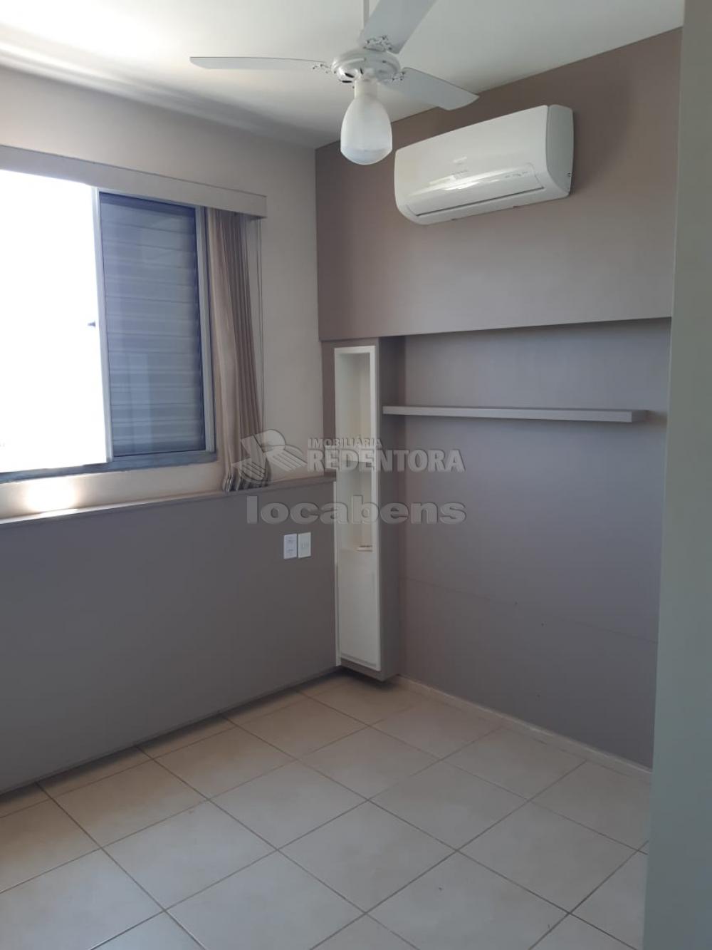 Alugar Apartamento / Padrão em São José do Rio Preto R$ 700,00 - Foto 7