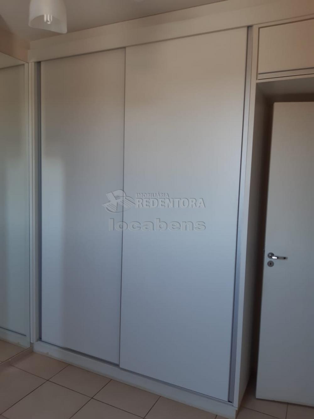 Alugar Apartamento / Padrão em São José do Rio Preto R$ 700,00 - Foto 8