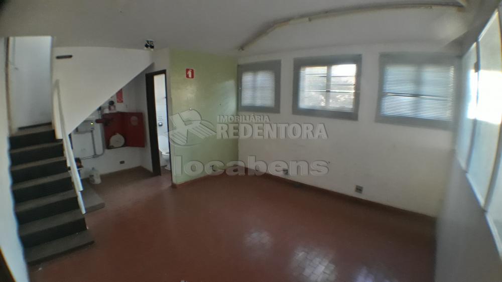 Alugar Comercial / Salão em Mirassol R$ 18.000,00 - Foto 4