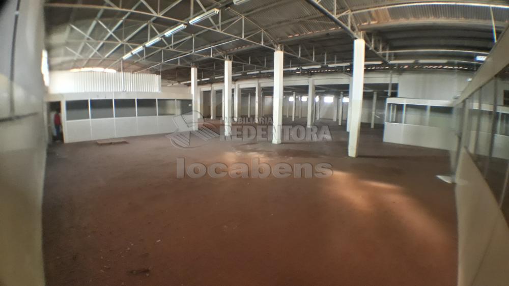 Alugar Comercial / Salão em Mirassol R$ 18.000,00 - Foto 11