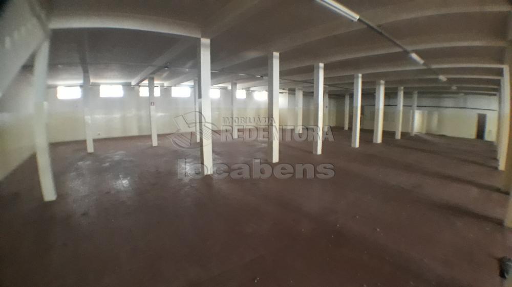 Alugar Comercial / Salão em Mirassol R$ 18.000,00 - Foto 15