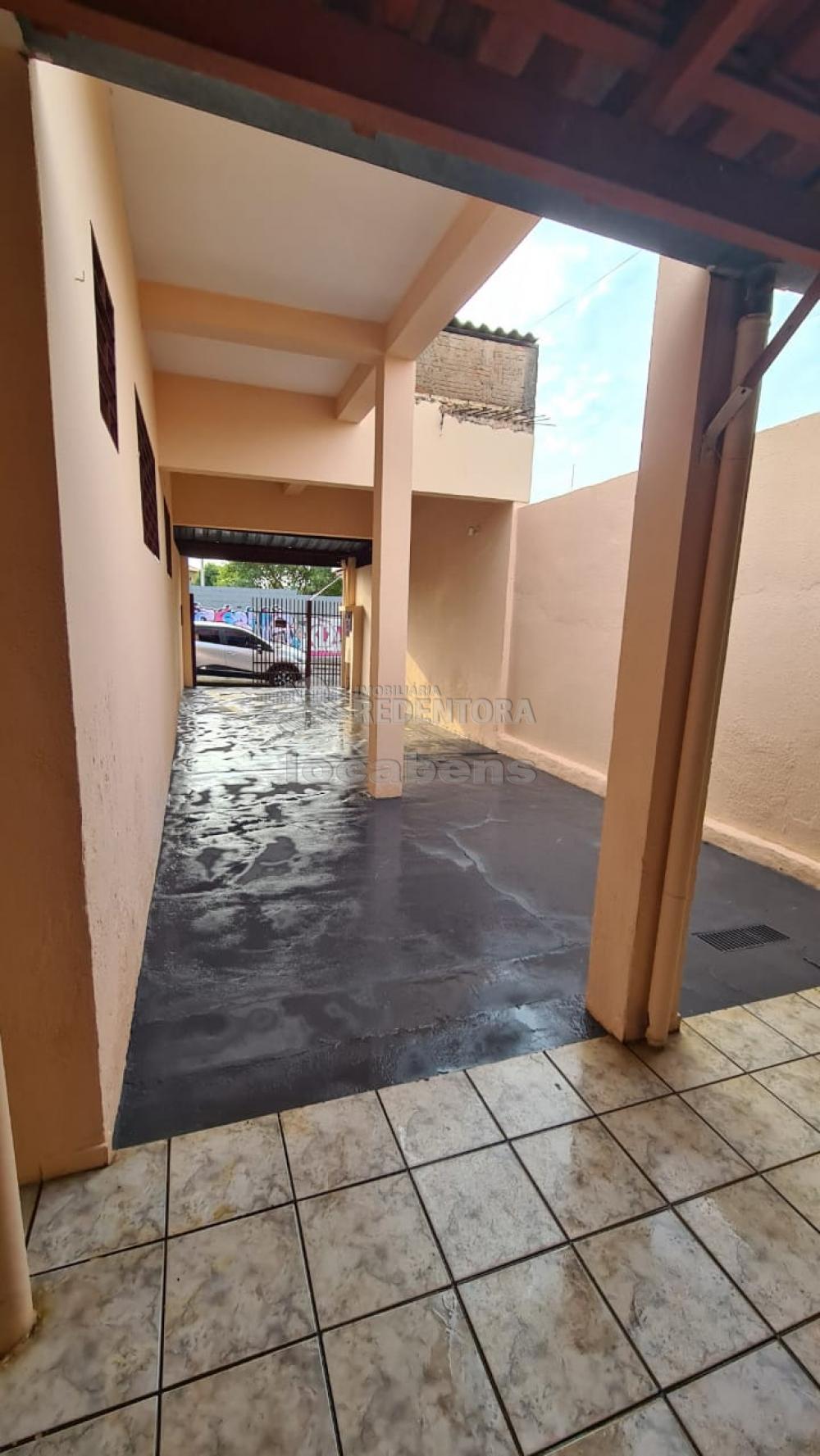 Comprar Comercial / Salão em São José do Rio Preto R$ 300.000,00 - Foto 14